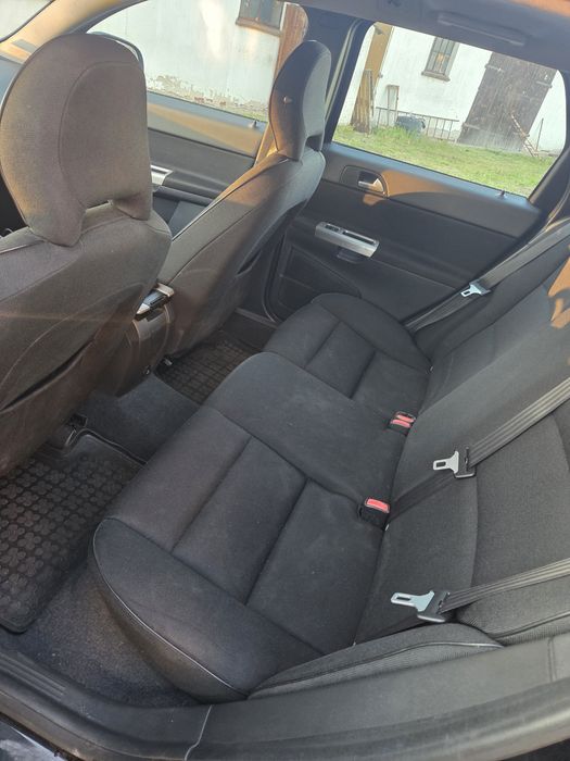 Volvo V50 2011 rocznik