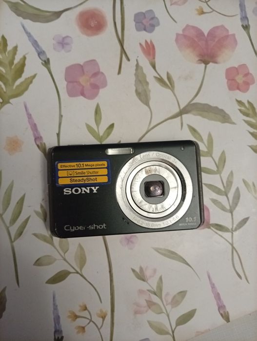sony w180 - купити фототехніку, відеотехніку - Ціна на OLX.ua