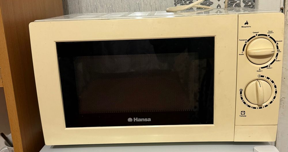 Мікрохвильова піч HANSA