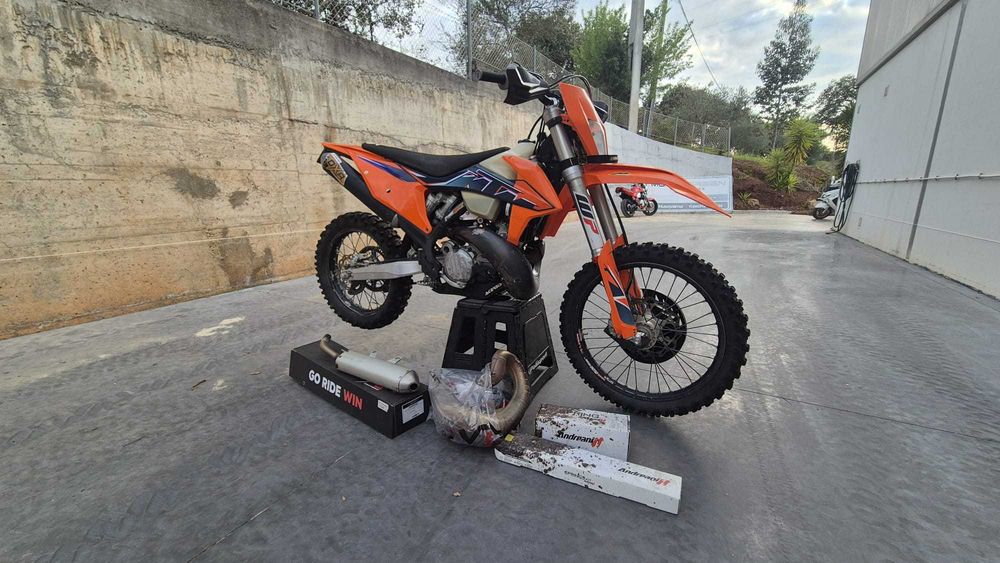 KTM 300EXC 2022 TPI (negociável)