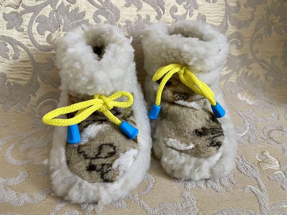 Теплі тапці чуні з натуральної овечої вовни дитячі