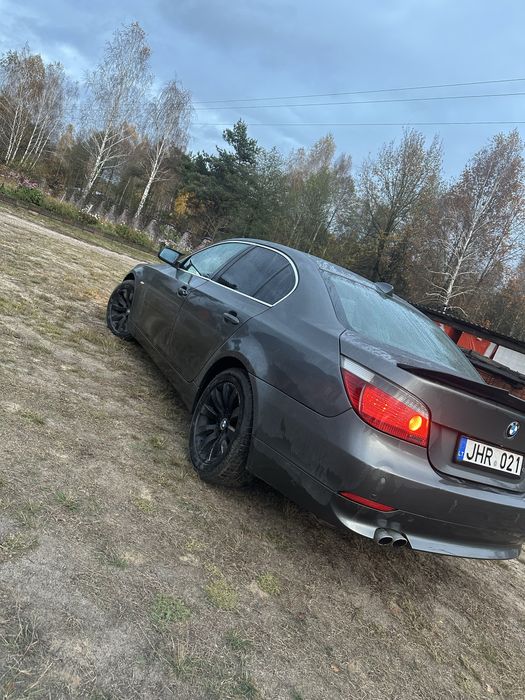 BMW E60   525d.,
