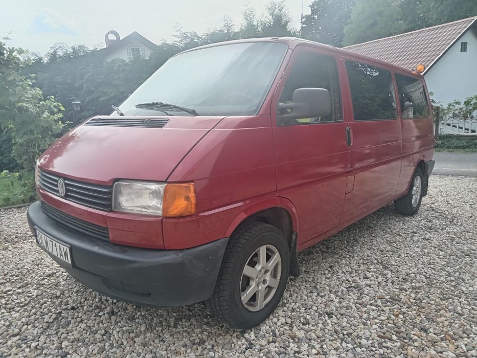 VW Caravelle 2.4 9 osobowy long webasto / ewentualnie zamienię