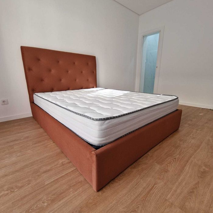 Camas de Casal Estofadas de Luxo 199€ Disp. em Várias Cores! 190x140m!