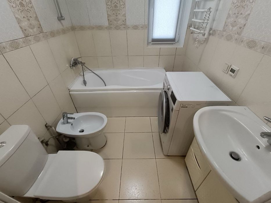 Здам таунхаус метро Осокорки Славутич