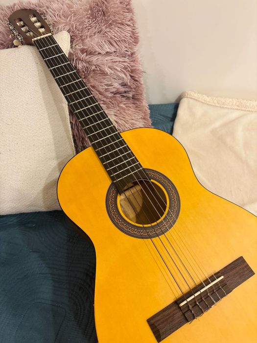 Guitarra clássica espanhola acústica