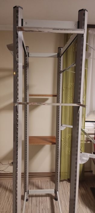 Stojak garderoba gondola na ubrania