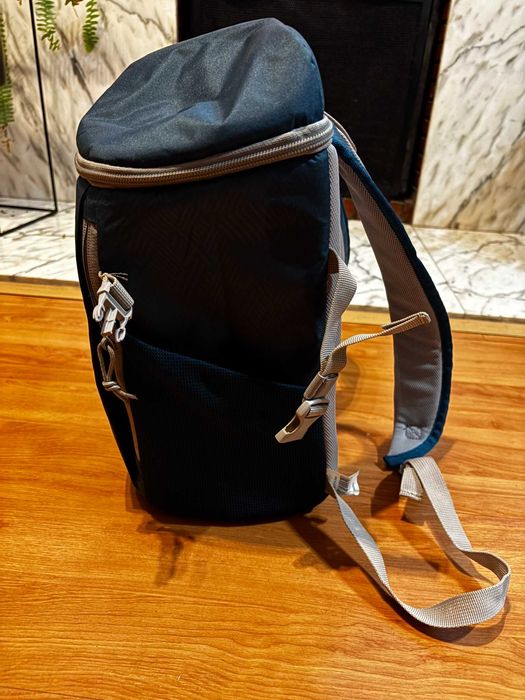 Mochila Geleira Quechua 10L - Ice Compact (Como Nova)