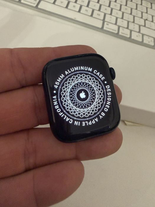 Apple Watch 9 45mm Cellular Midnight