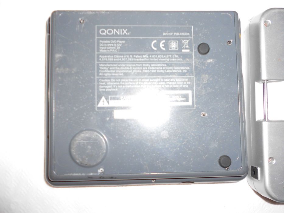 Dvd e monitor QONIX para carro ou casa
