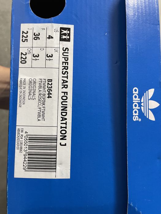 Ténis adidas superstar