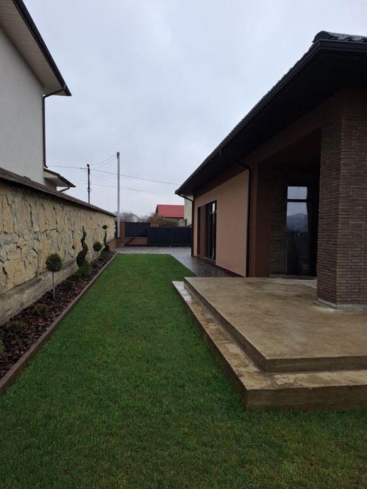 Новий будинок в с.Коровія