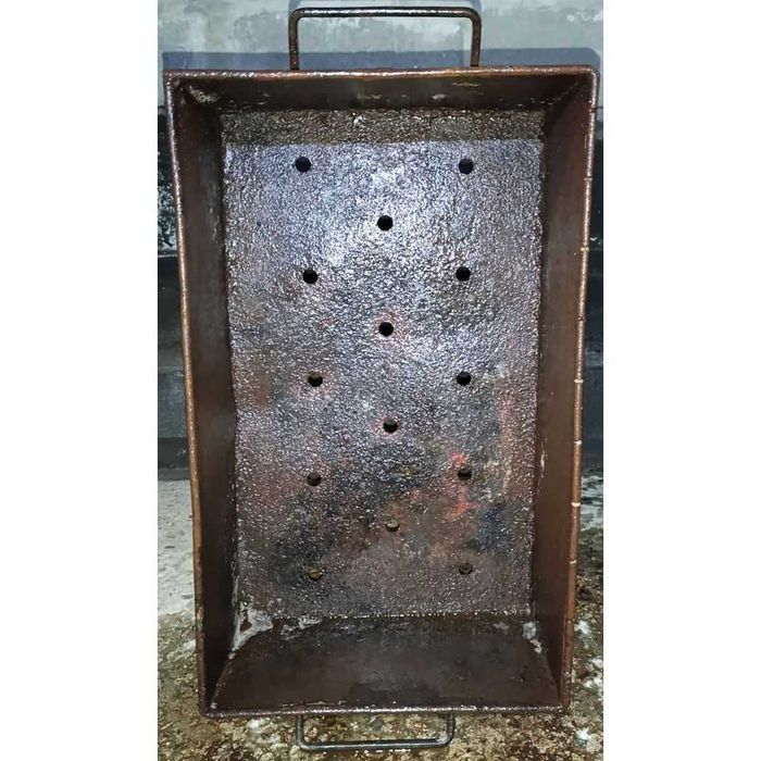 Мангал в рабочем состоянии. Самовывоз!