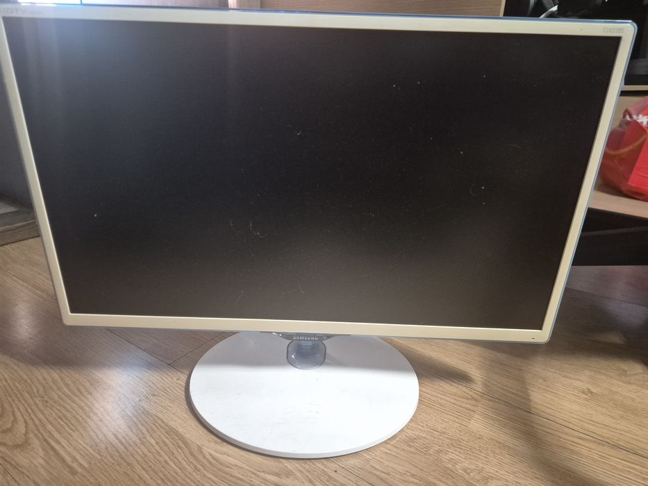 Monitor Samsung 24 cale