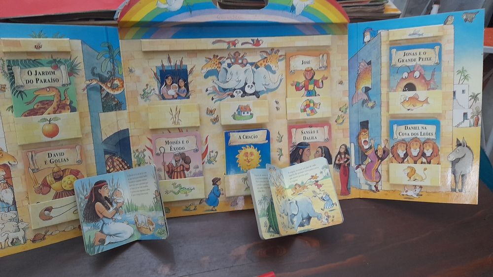 História da Biblia - livro jogo infantil