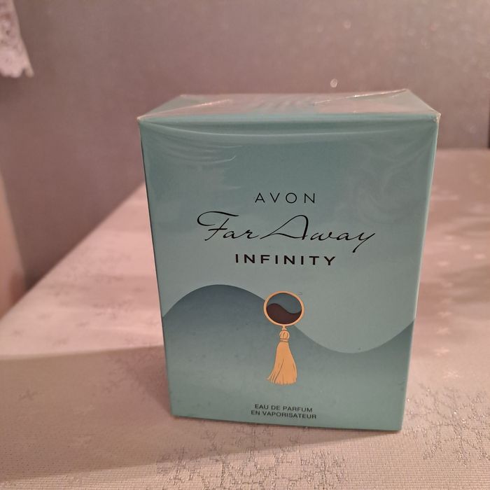 Nowe perfumy Avon For Away Infiniti 50ml
