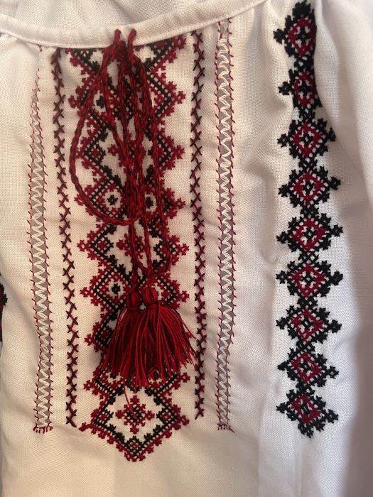 Вишиванка жіноча 50 розмір