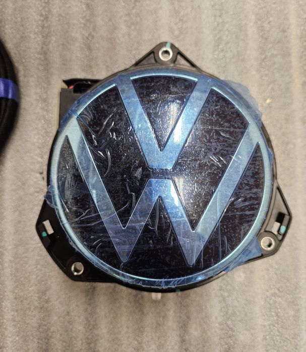 Оригінальна камера VW Golf 8, ID3 в значку