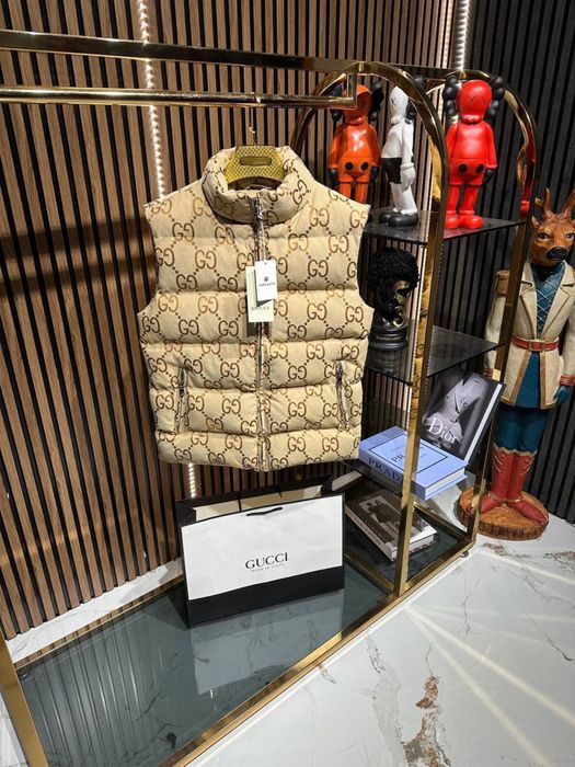 Жилетка безрукавка Gucci бежева, безрукавка гуччі лакшері: 2 890 грн ...