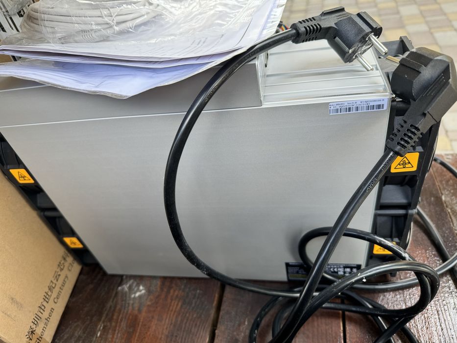 Асик Asic Bitmain Antminer s19 90T