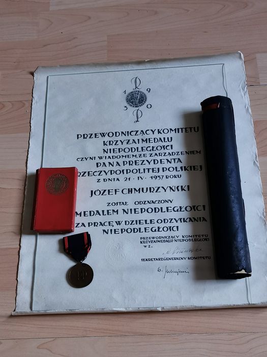 Medal Niepodległości IIRP 1937 r. komplet