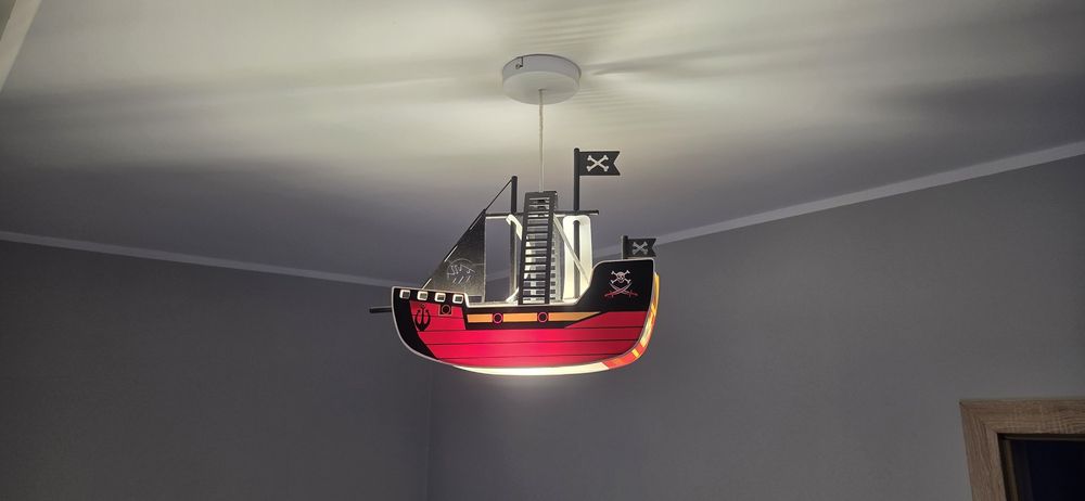 Lampa dziecięca sufitowa statek pirack