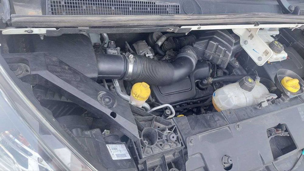 Продам  Renault Trafic 1.6 long