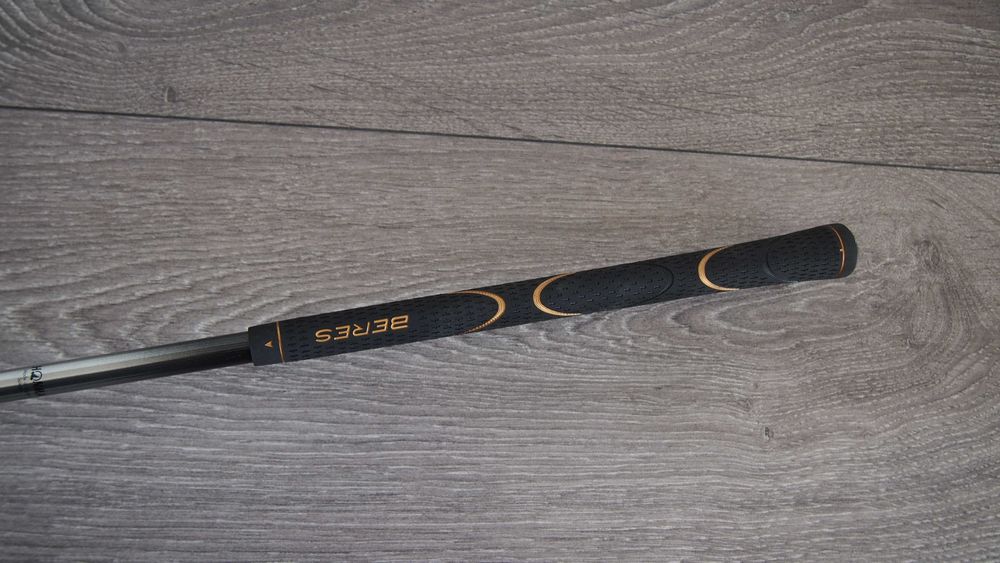 Kije do golfa HONMA MG-818 Gold 3 STAR Marka premium