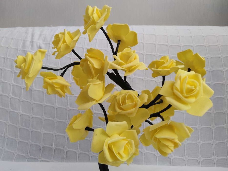 Невероятно крутой USB светильник ночник жёлтые розы.