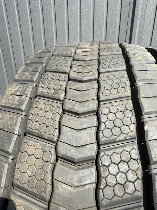 295/60 R22.5 Hankook smart DH51