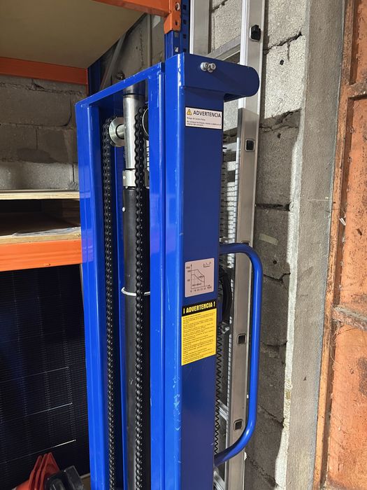 Stacker manual 1000kg a 3000 mm
