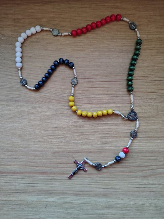 kolorowy różaniec