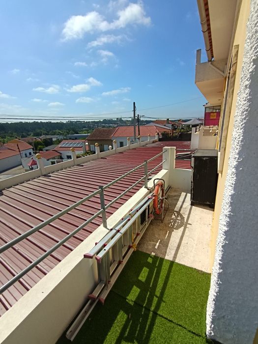 Arrenda-se apartamento T2