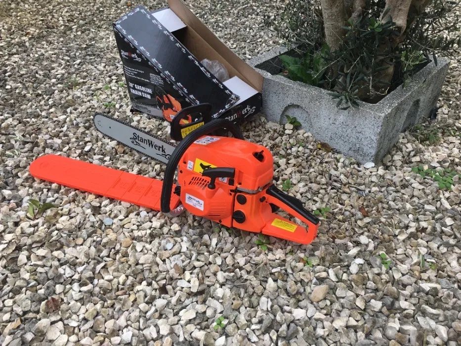 Motoserra de 52cc de 3,2c.v com lamina de 50cm