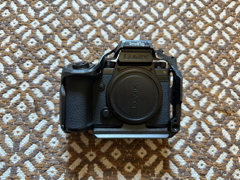 Lumix s5iix c/ Cage