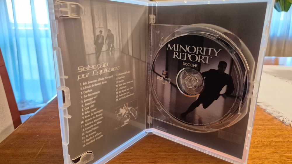 Vendo DVD Filme de Ficção Científica MINORITY REPORT (c/ Tom Cruise) !