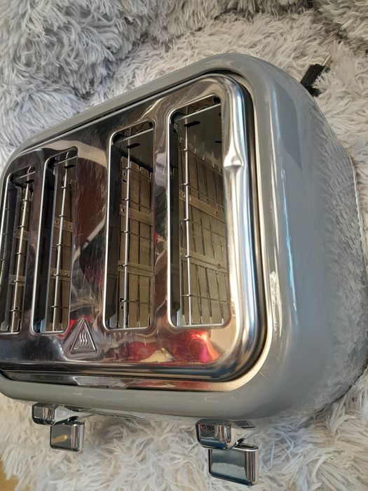 Toster na 4 tosty Breville