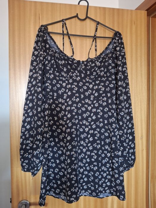 Vestido preto florido da Shein