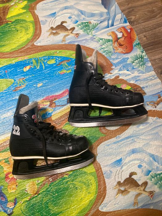 Продам коньки ССМ 22 размер 41