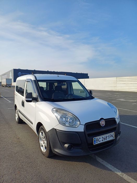 Fiat Doblo 2012 рік