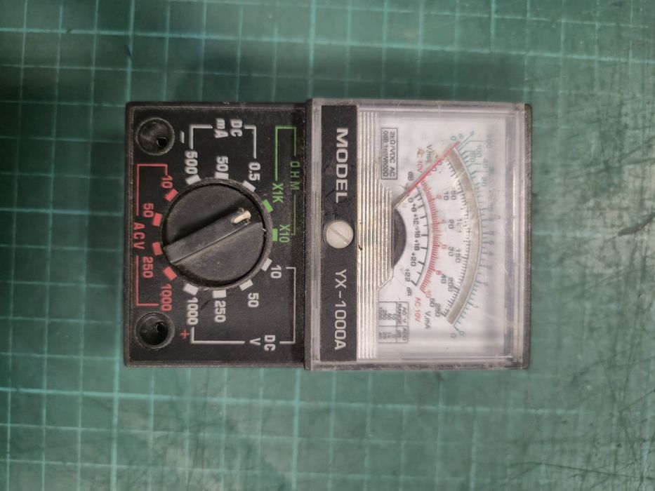 Multimetr analogowy PRL