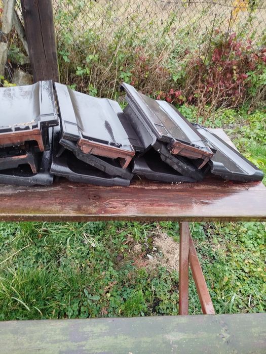 Dachówka krawędziowa reform 11