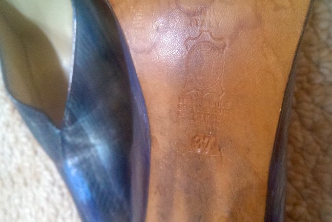 Стильные туфли на высоком каблуке