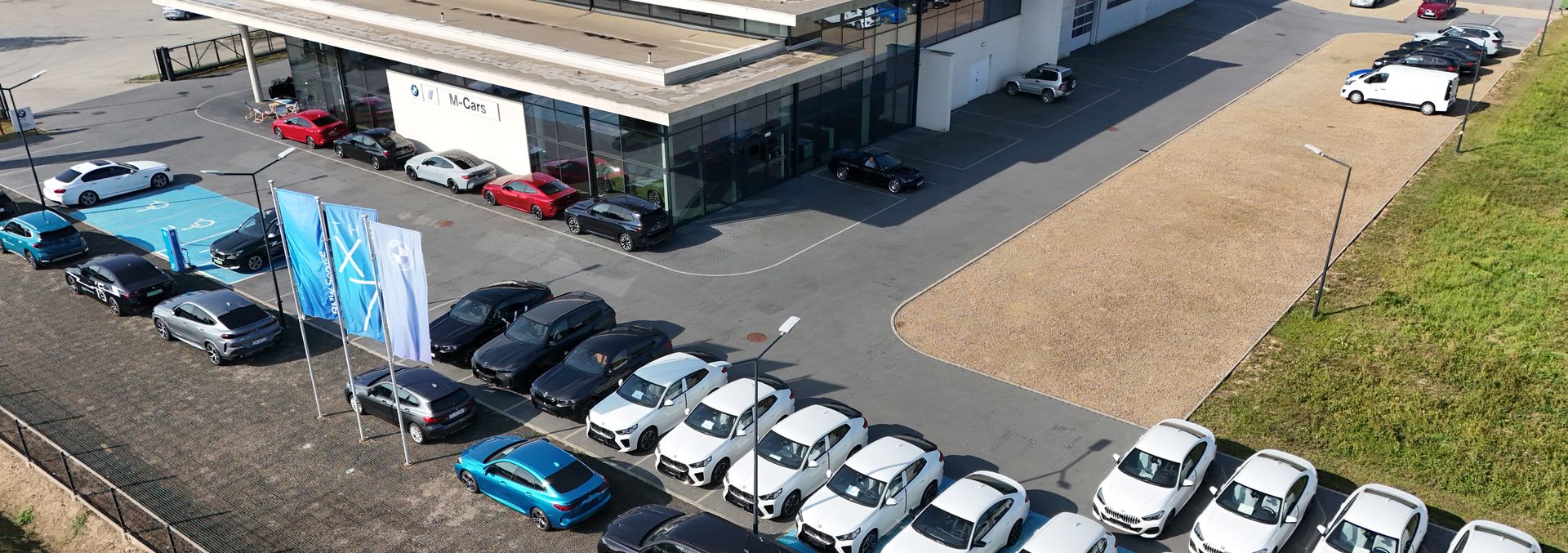 M-Cars Autoryzowany Dealer i Serwis marki BMW w Nowym Sączu top banner