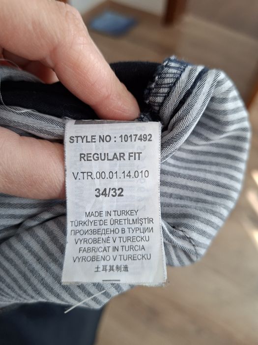 Брюки, штани ,шорти colins