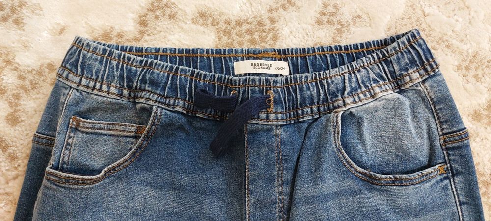 Джинси на підлітка Reserved