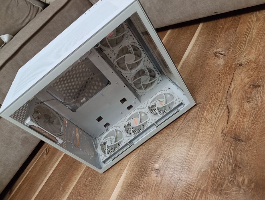 Корпус GameMax Infinity White