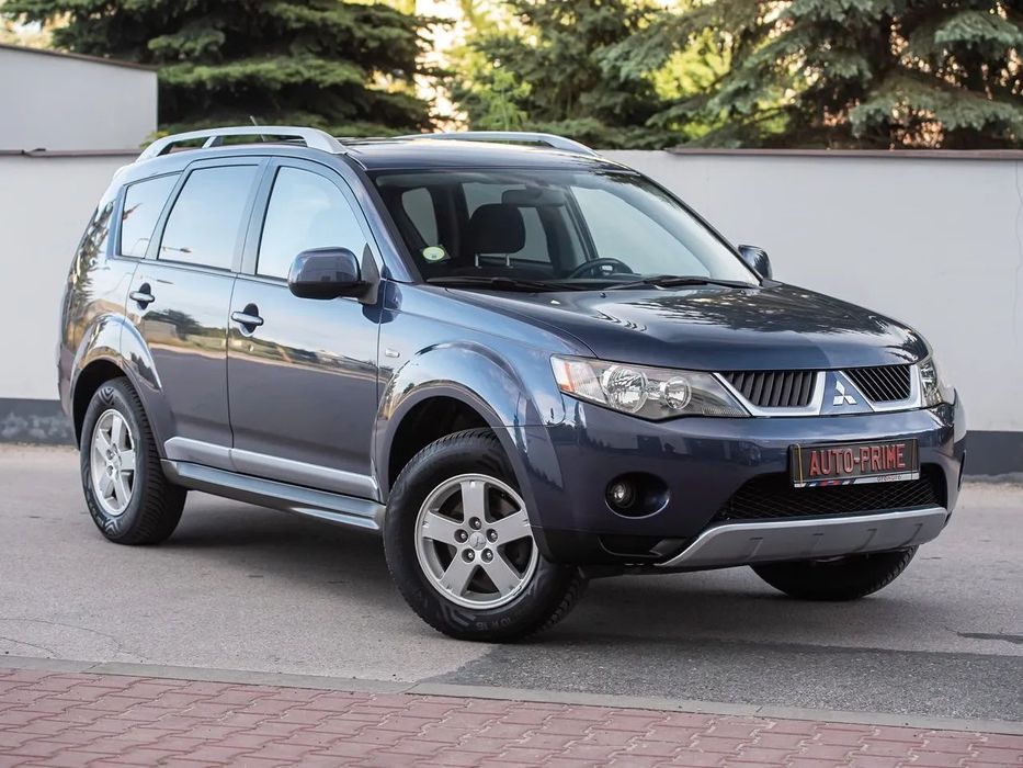 Mitsubishi Outlander 2.4i 170KM Klimatronic Tempomat Parktronic Hak Zarejestrowany