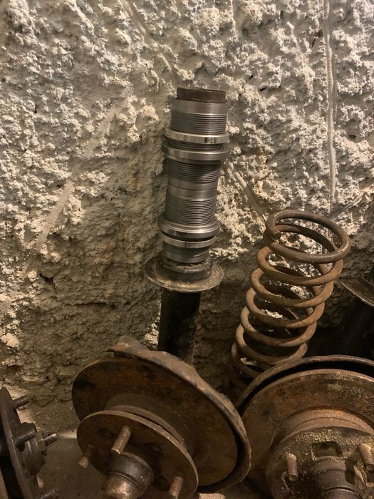 Різьбовий стакан койловер