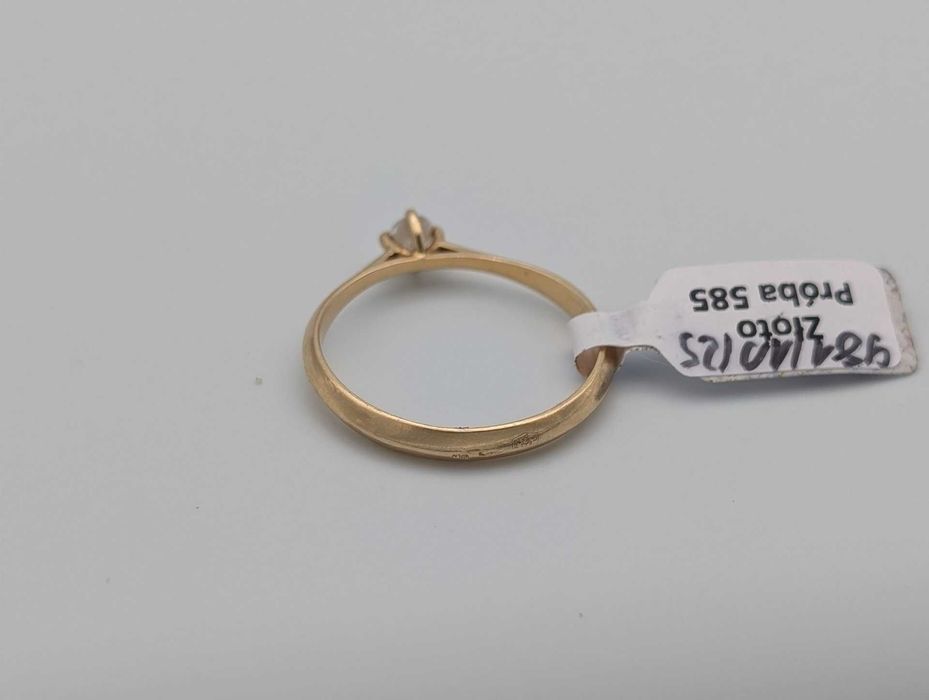 Złoty pierścionek 585 14K 1,9 g r. 20